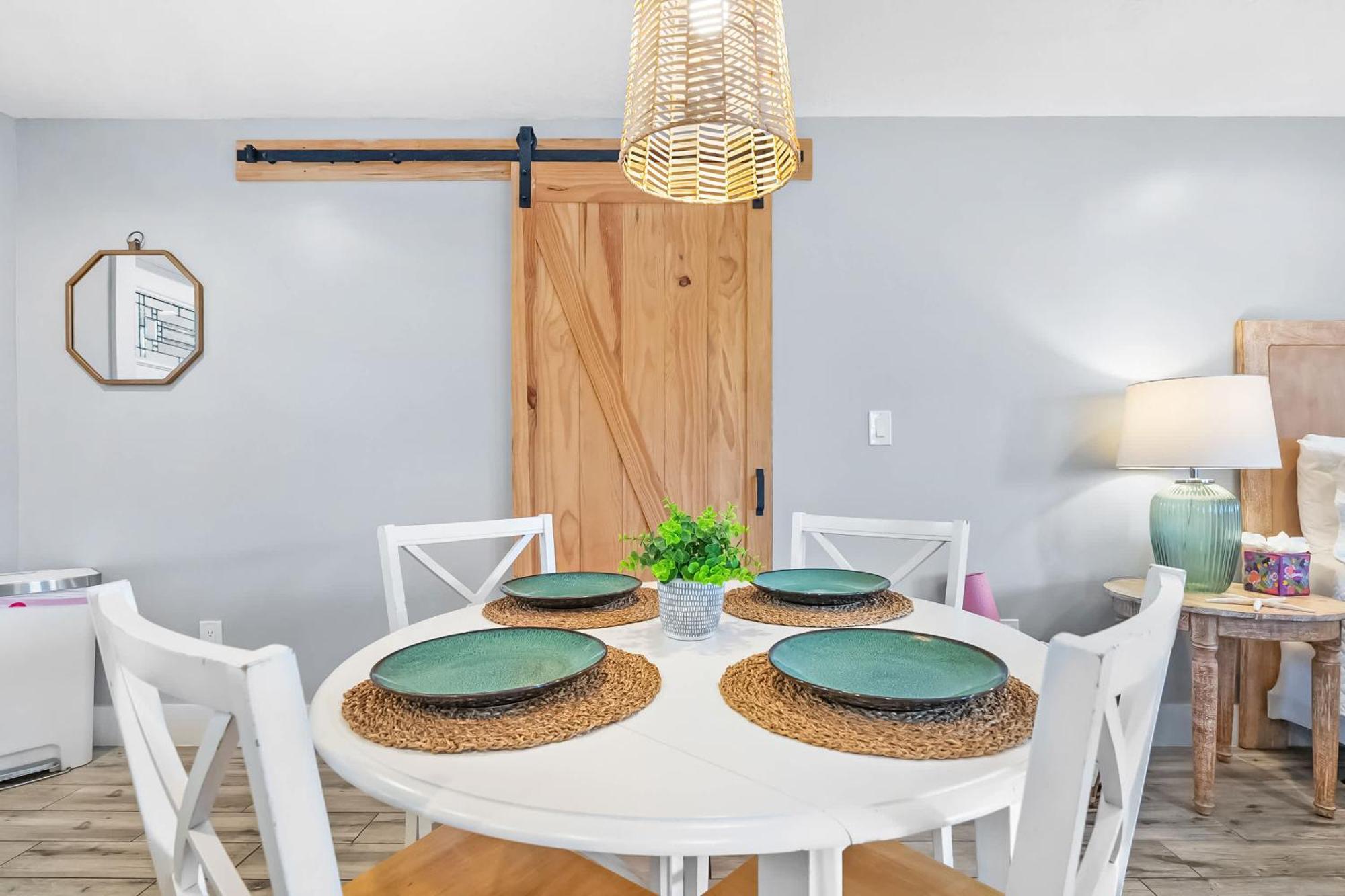 Coral Cottage, Stylish Studio Suite On Canal, Walkable To Beach, Private Parking St. Augustine Eksteriør bilde
