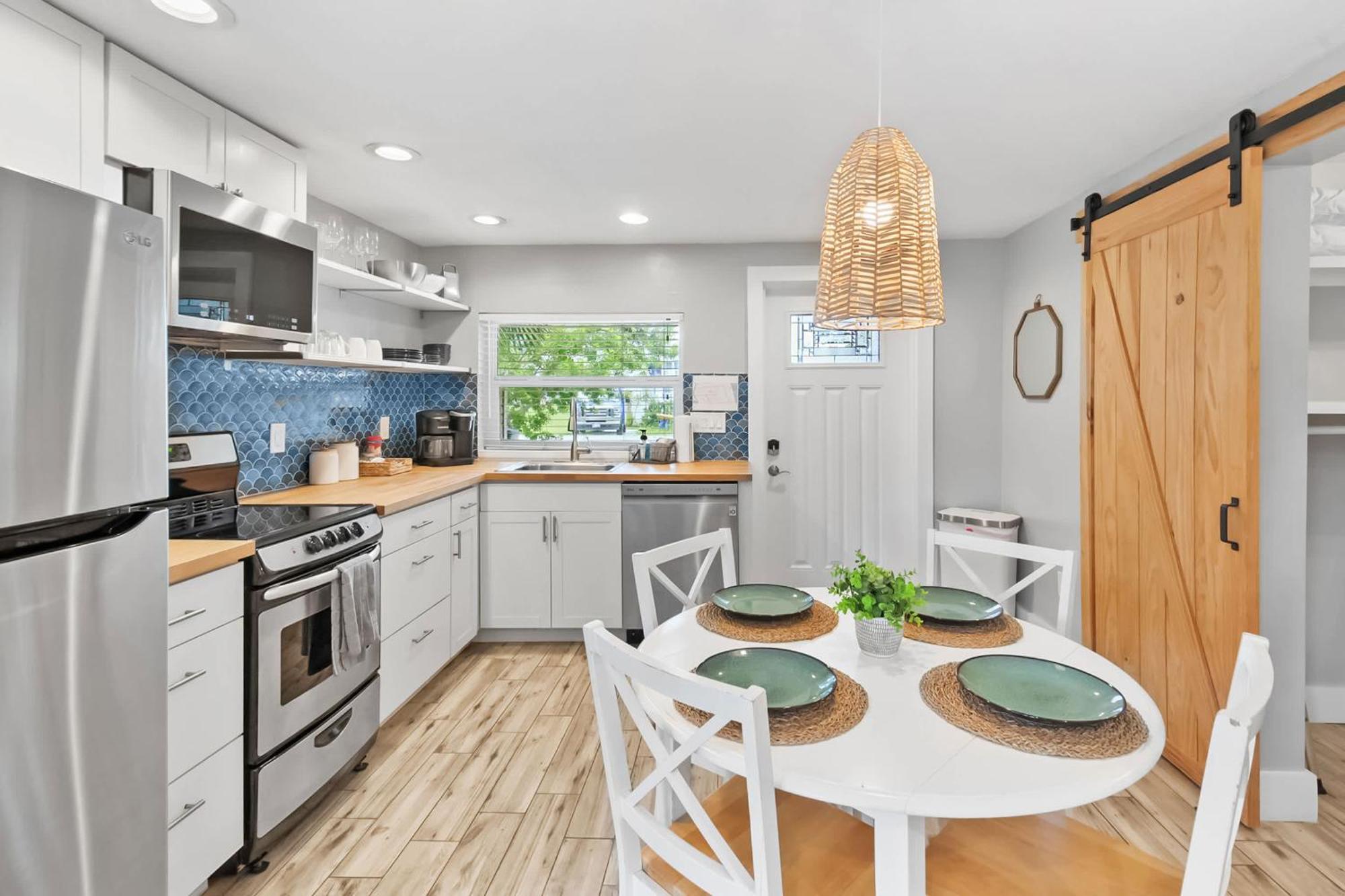 Coral Cottage, Stylish Studio Suite On Canal, Walkable To Beach, Private Parking St. Augustine Eksteriør bilde